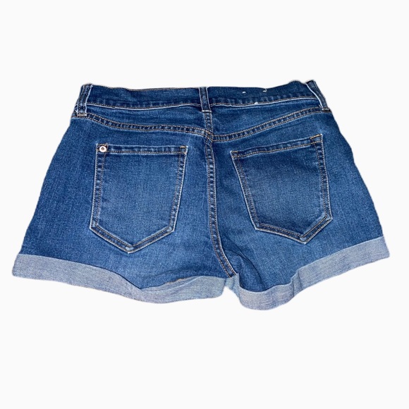 Old Navy Denim Shorts Size 4 Boyfriend Style - Picture 2 of 5